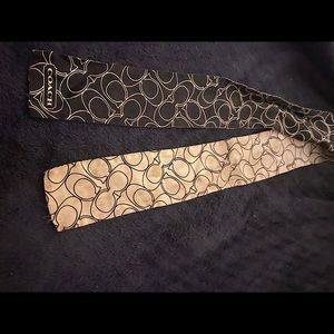 Purse scarf